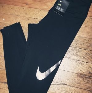 Nike Womens Leggings